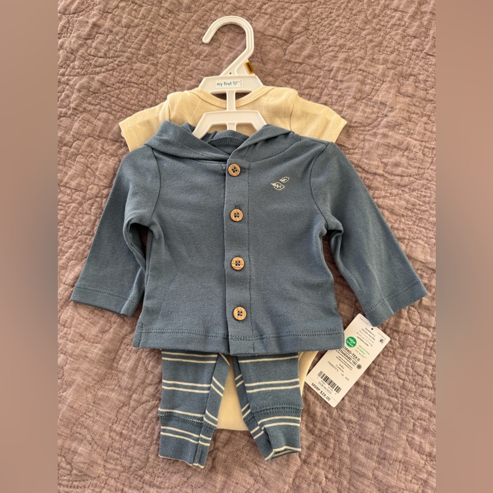 Carter’s Newborn 3-Piece Set NWT